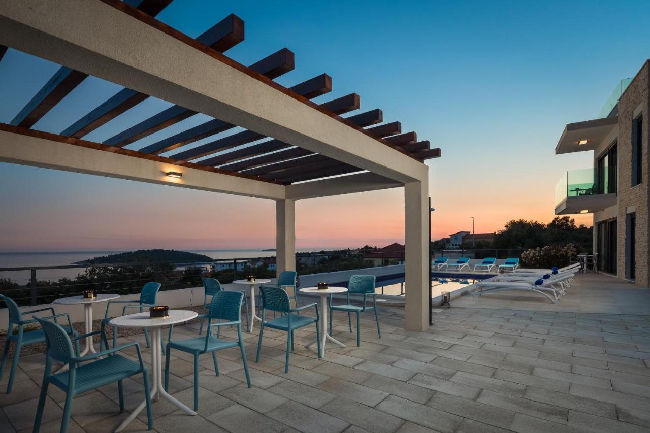 Sun Resort Apartments Зечево Екстер'єр фото