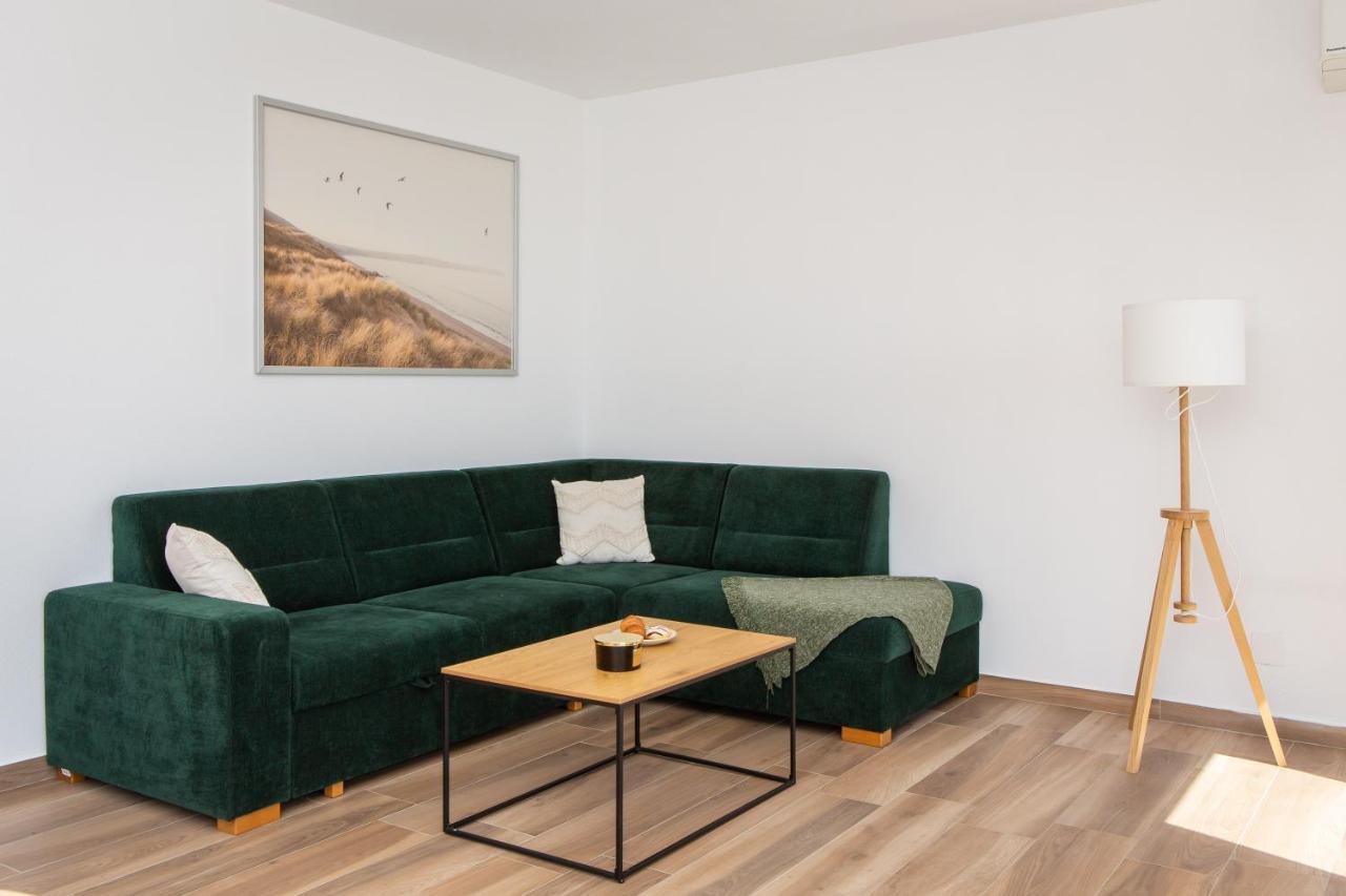 Sun Resort Apartments Зечево Екстер'єр фото