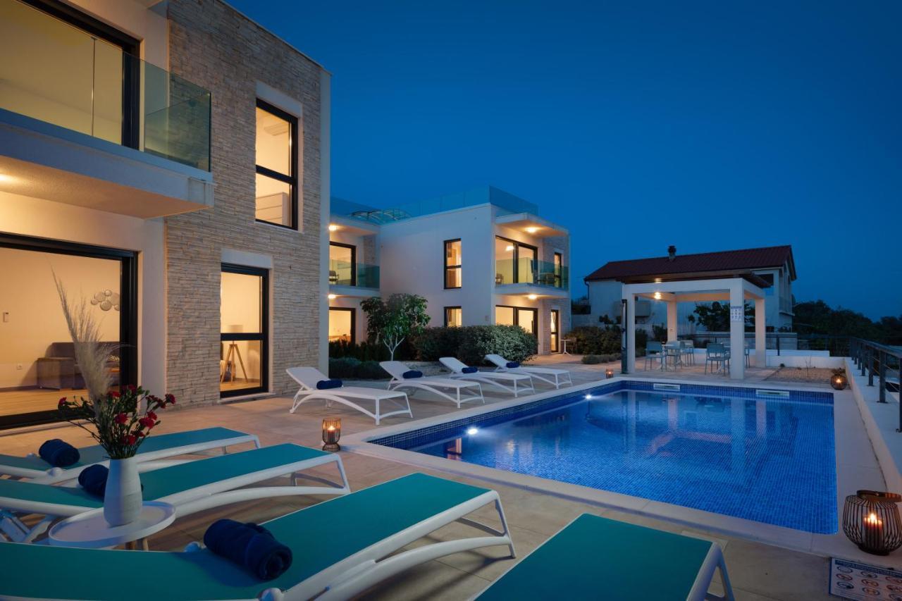 Sun Resort Apartments Зечево Екстер'єр фото
