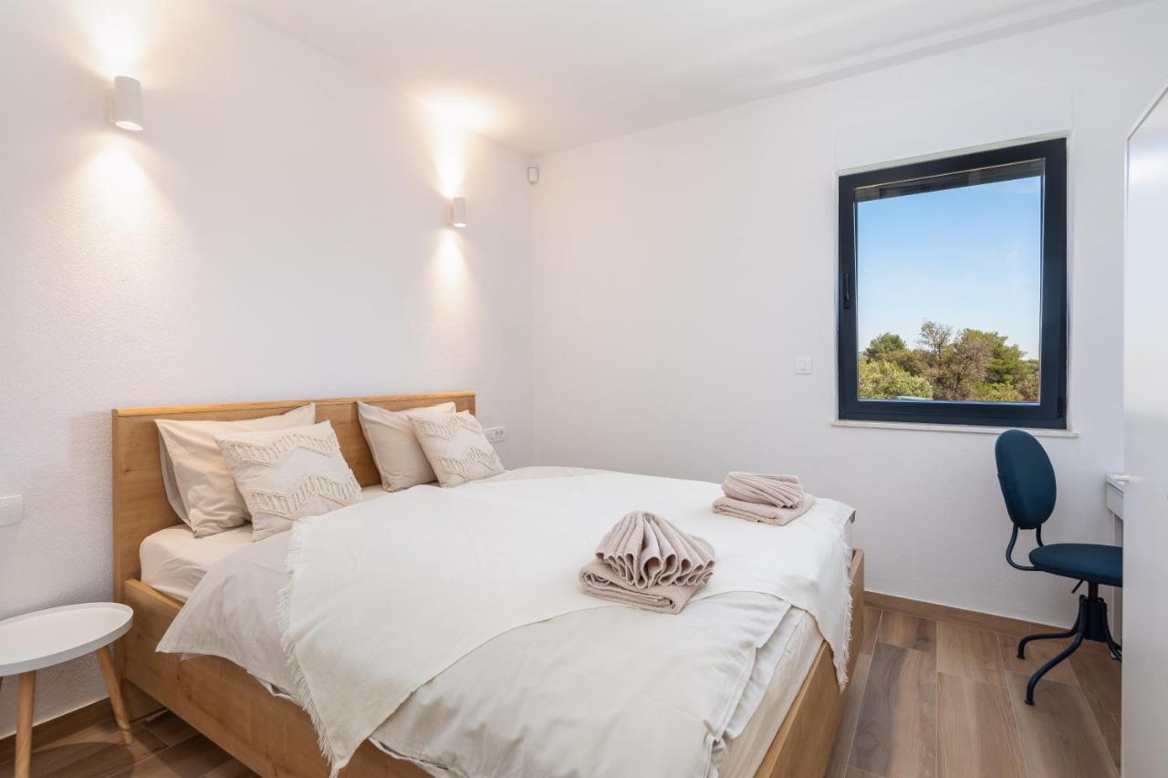 Sun Resort Apartments Зечево Екстер'єр фото