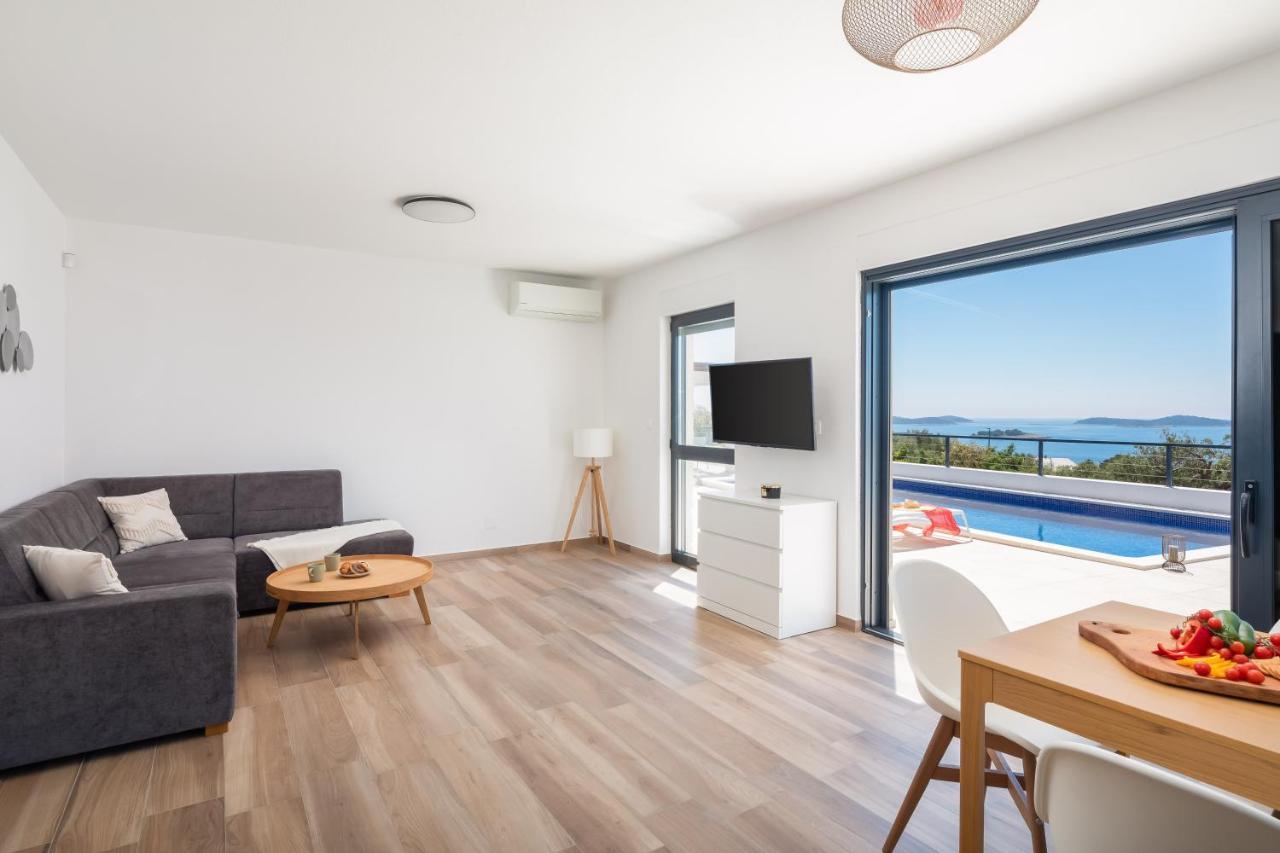 Sun Resort Apartments Зечево Екстер'єр фото