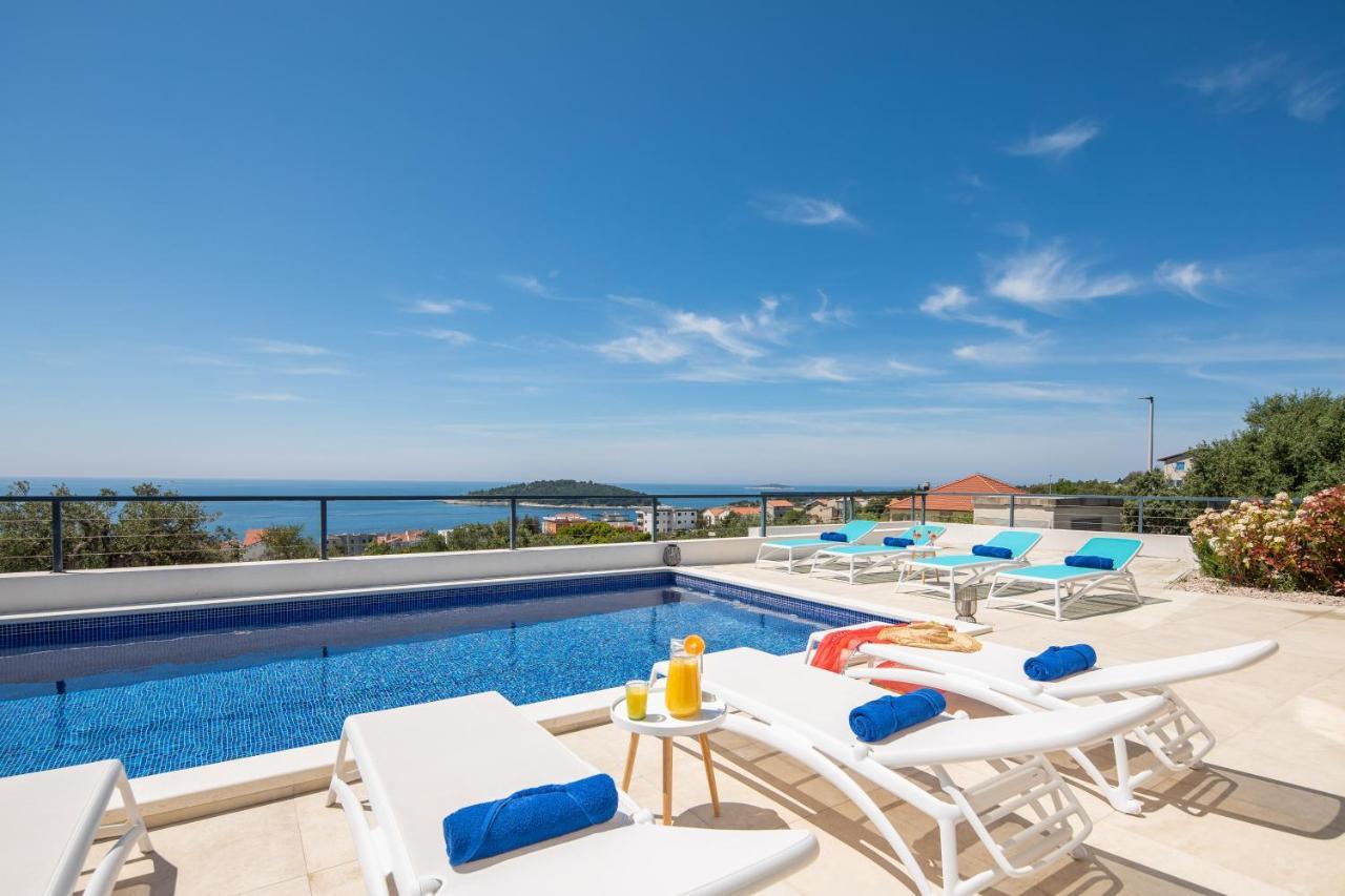 Sun Resort Apartments Зечево Екстер'єр фото