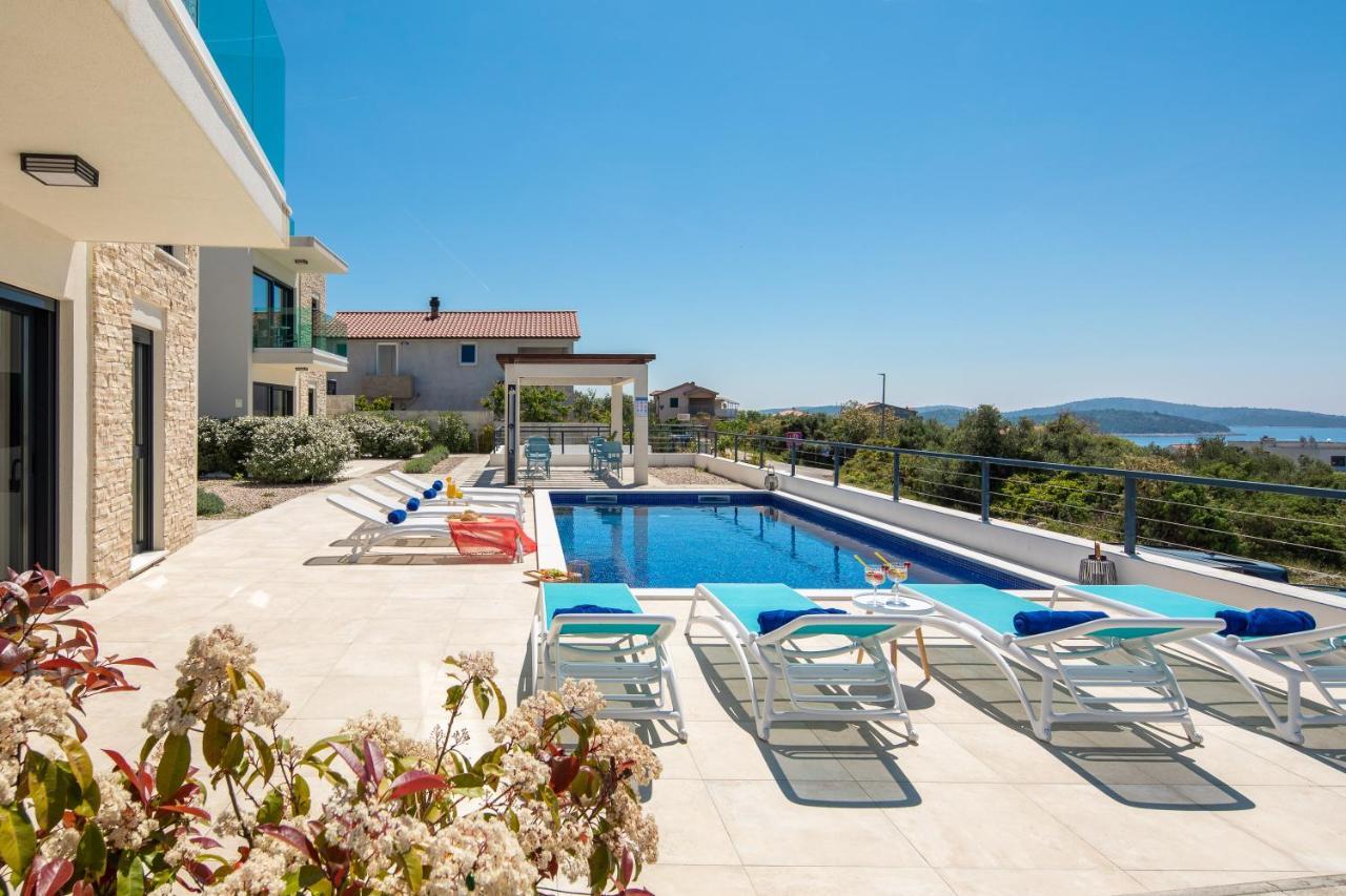 Sun Resort Apartments Зечево Екстер'єр фото