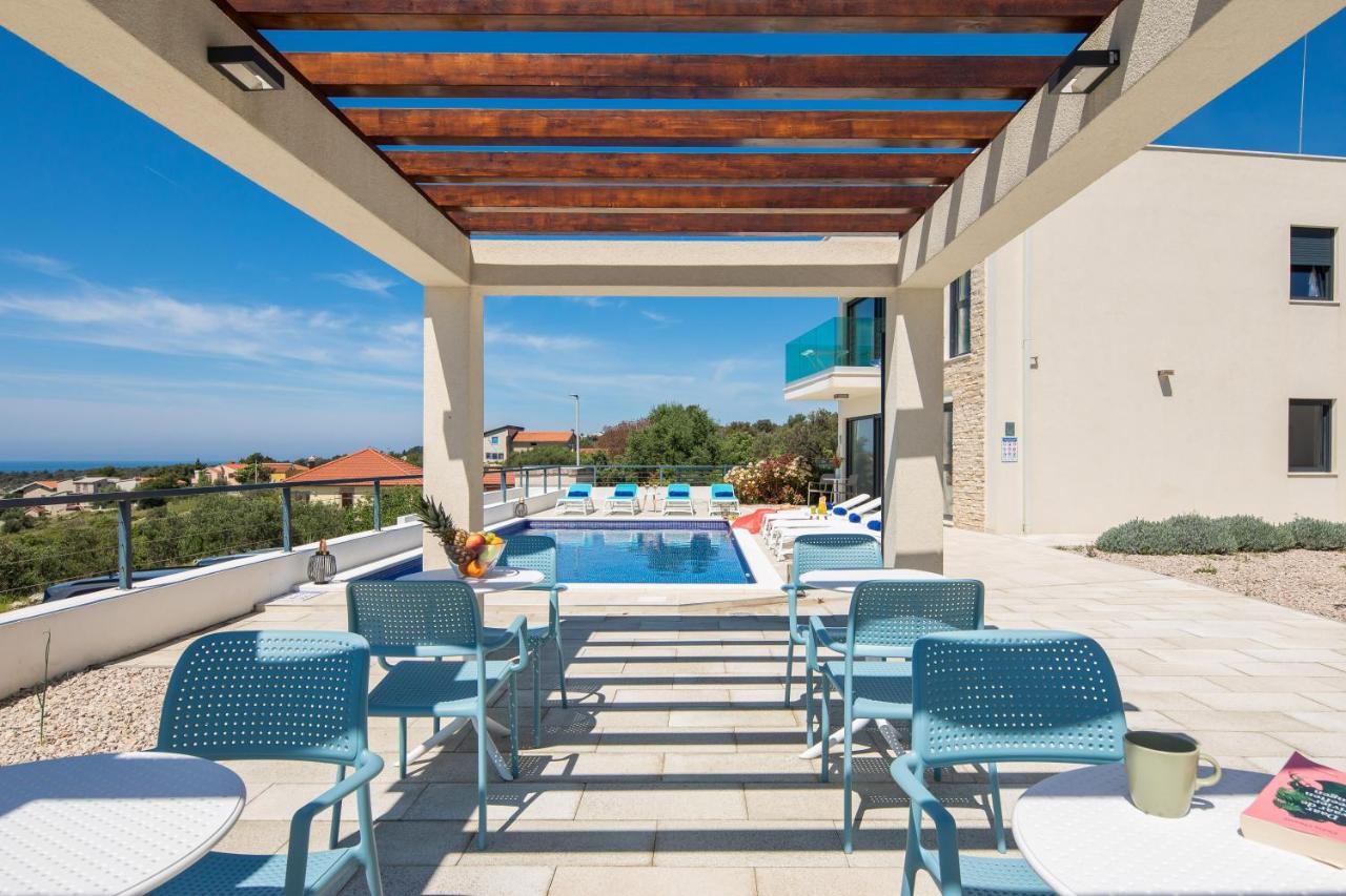 Sun Resort Apartments Зечево Екстер'єр фото