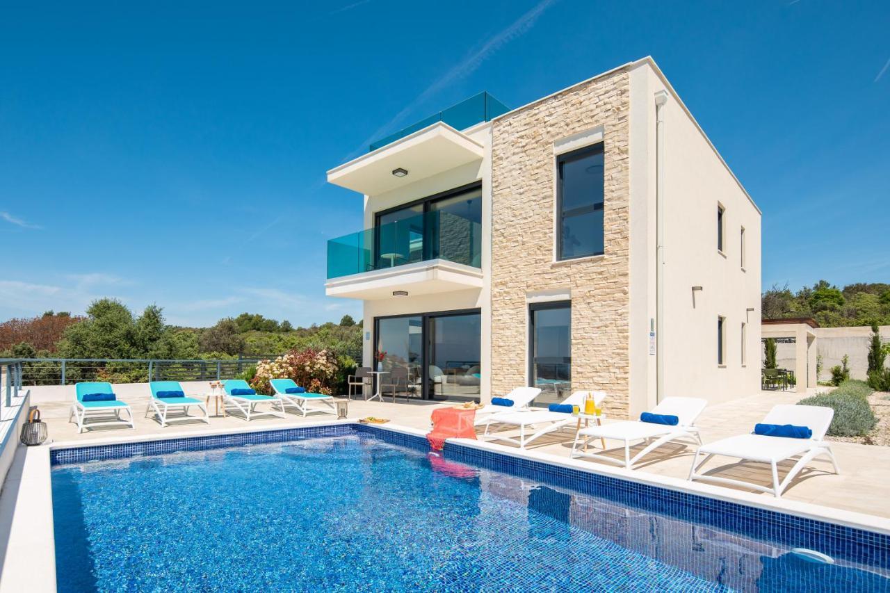 Sun Resort Apartments Зечево Екстер'єр фото