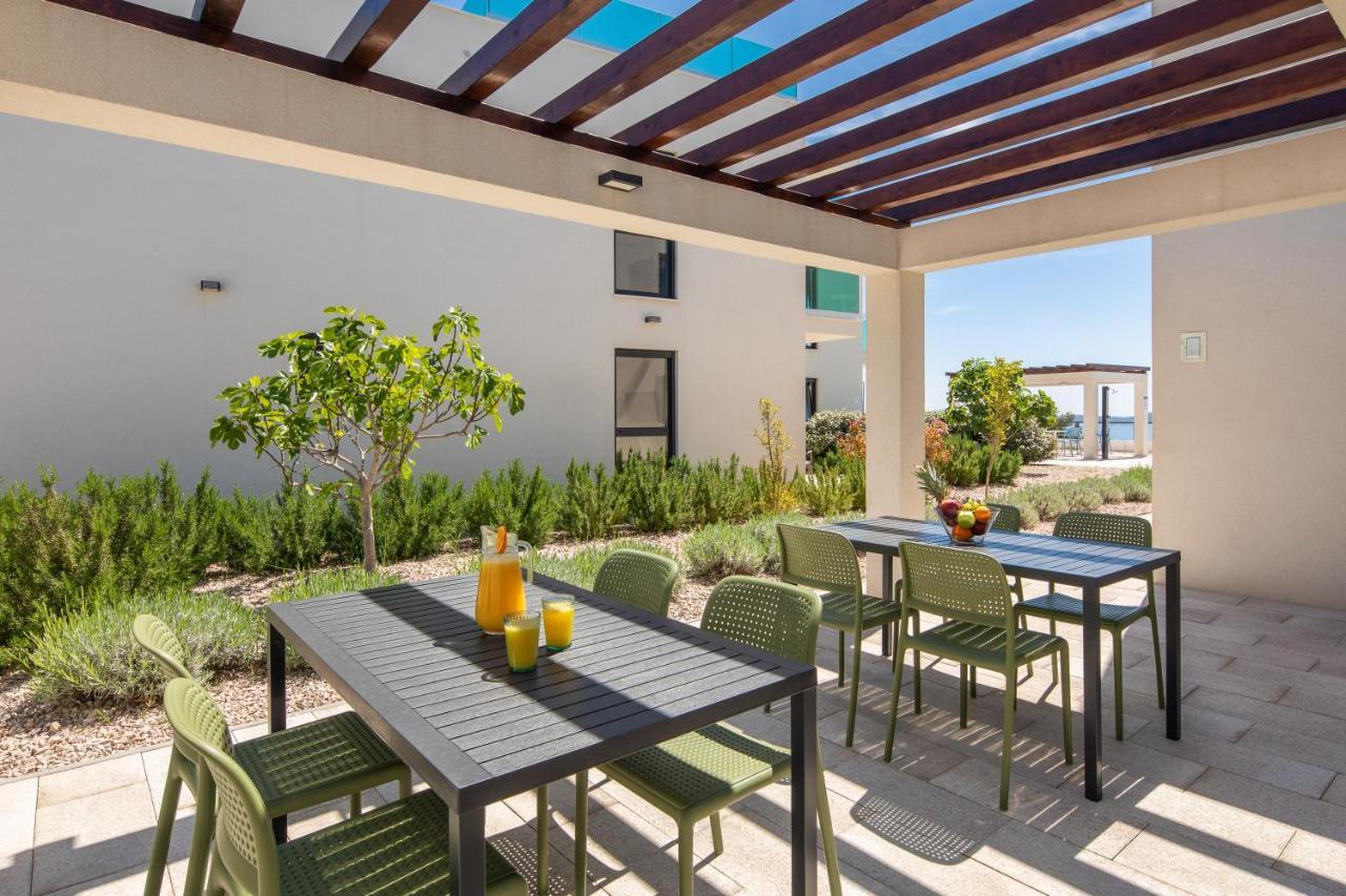 Sun Resort Apartments Зечево Екстер'єр фото